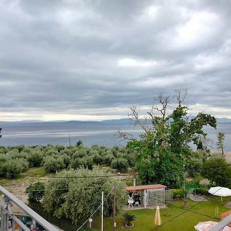 Iliahtida Apartments Rovies Luaran gambar