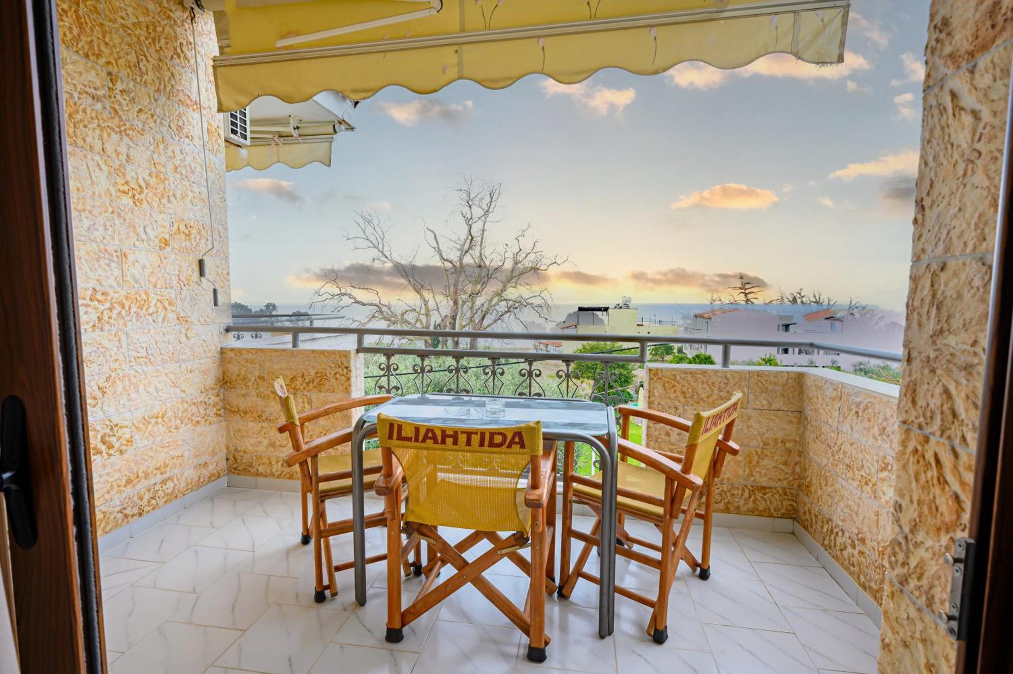 Iliahtida Apartments Rovies Luaran gambar
