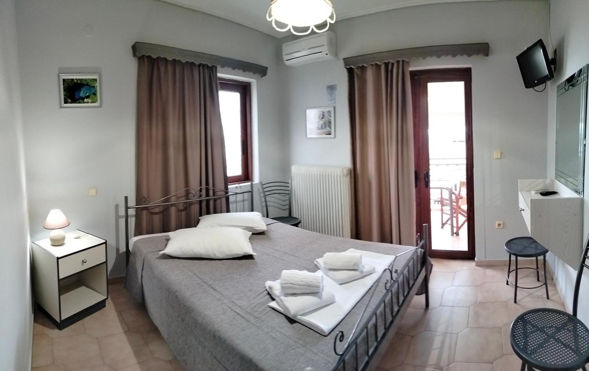 Iliahtida Apartments Rovies Luaran gambar