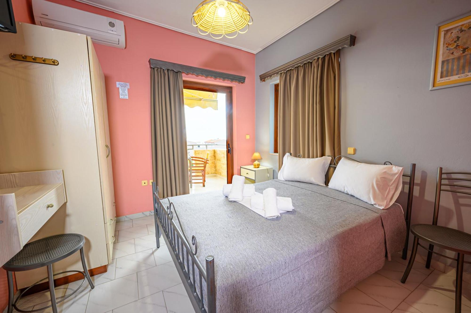Iliahtida Apartments Rovies Luaran gambar
