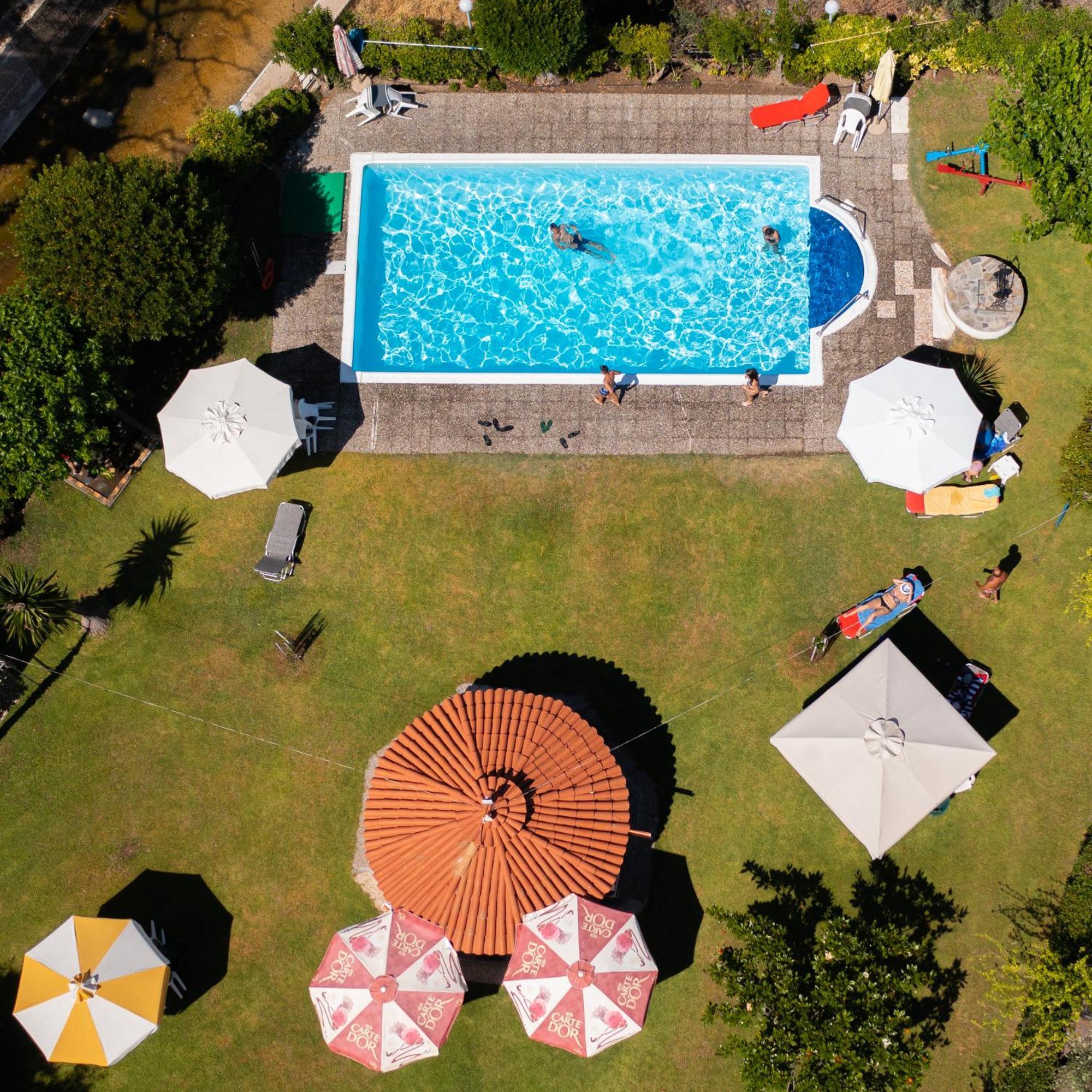 Iliahtida Apartments Rovies Luaran gambar